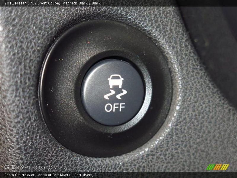 Magnetic Black / Black 2011 Nissan 370Z Sport Coupe