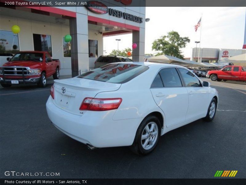 Super White / Ash 2008 Toyota Camry LE V6