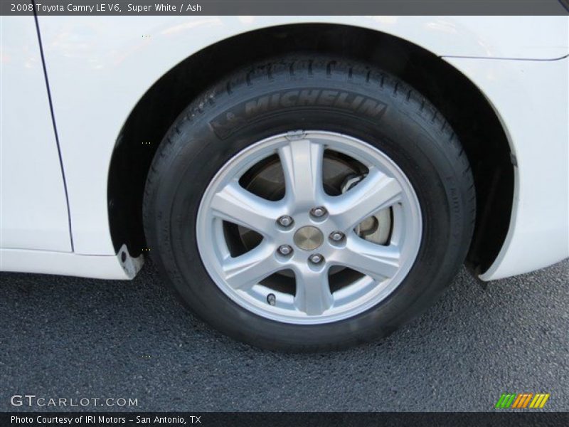 Super White / Ash 2008 Toyota Camry LE V6