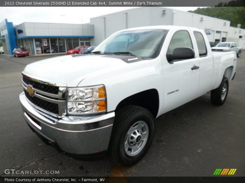 Summit White / Dark Titanium 2013 Chevrolet Silverado 2500HD LS Extended Cab 4x4