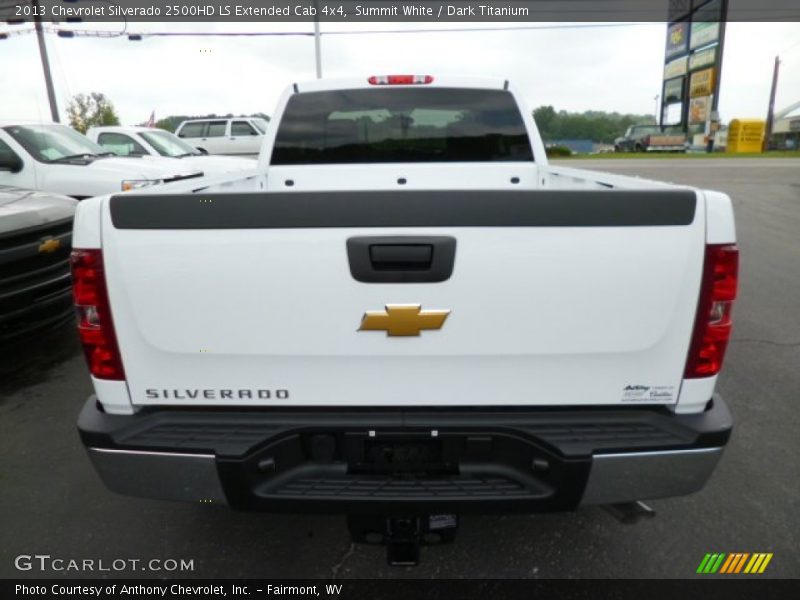 Summit White / Dark Titanium 2013 Chevrolet Silverado 2500HD LS Extended Cab 4x4