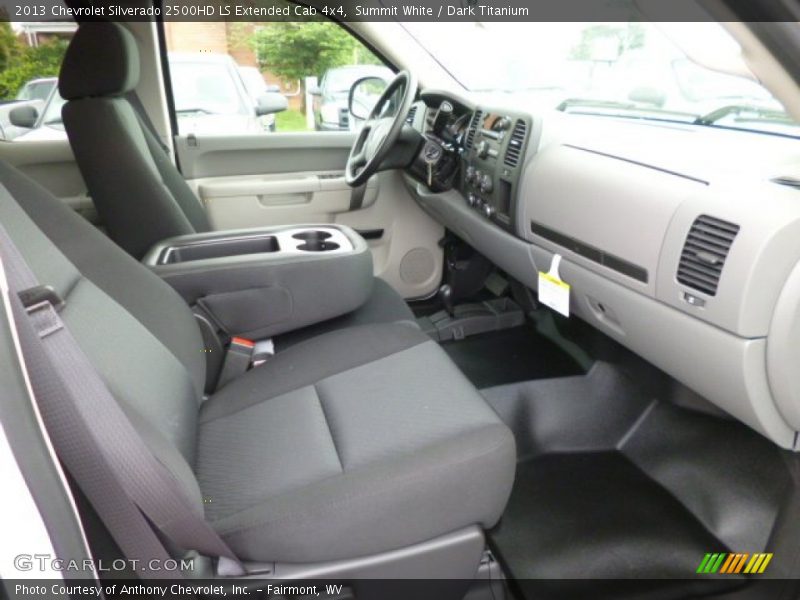 Summit White / Dark Titanium 2013 Chevrolet Silverado 2500HD LS Extended Cab 4x4