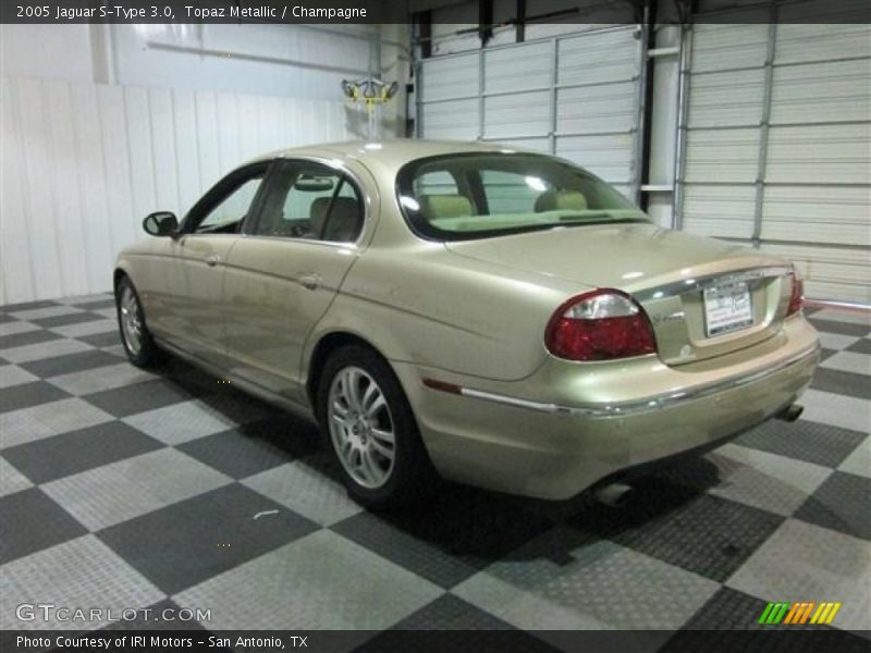 Topaz Metallic / Champagne 2005 Jaguar S-Type 3.0