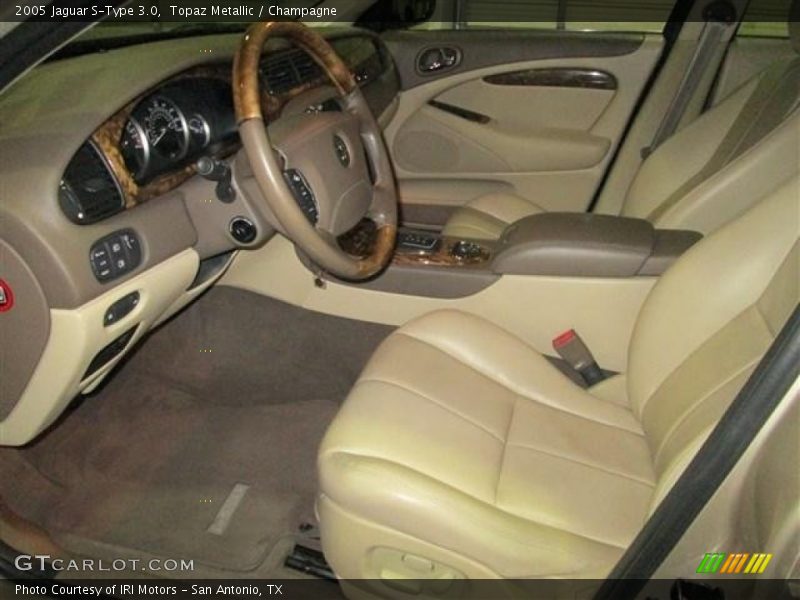  2005 S-Type 3.0 Champagne Interior