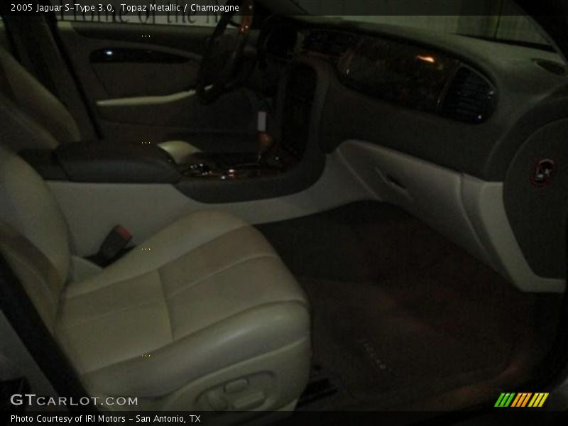 Topaz Metallic / Champagne 2005 Jaguar S-Type 3.0