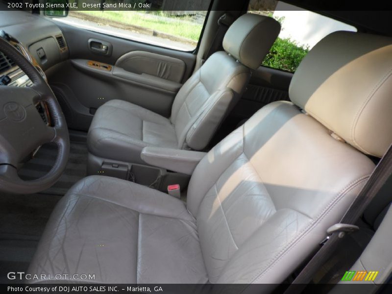 Desert Sand Mica / Oak 2002 Toyota Sienna XLE