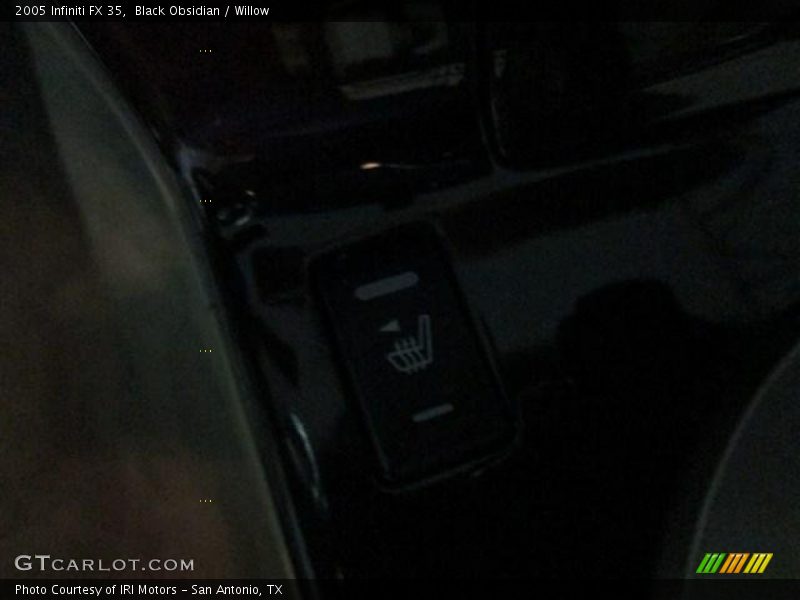 Black Obsidian / Willow 2005 Infiniti FX 35