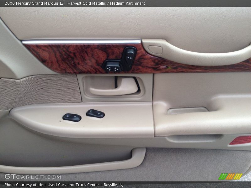 Door Panel of 2000 Grand Marquis LS