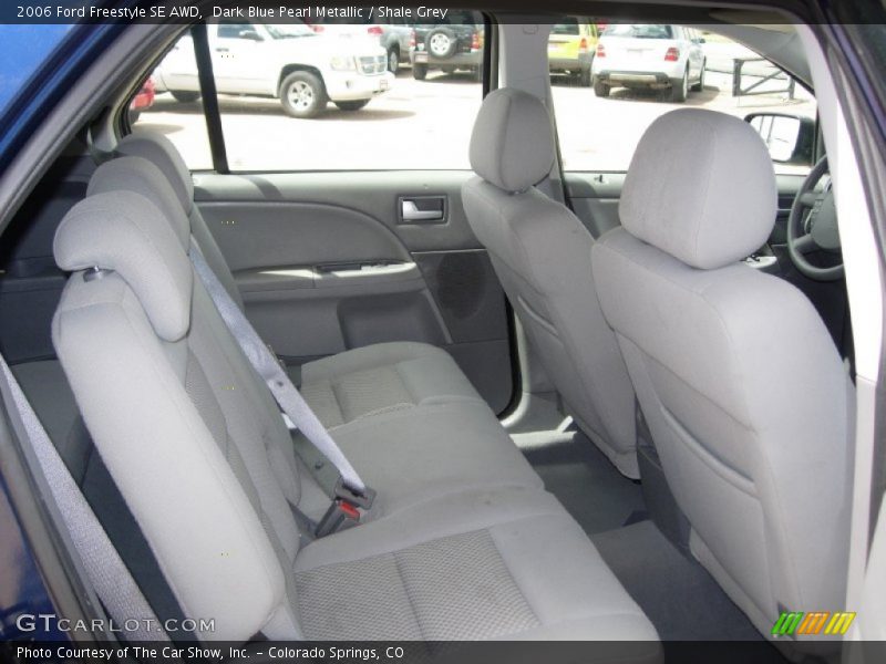 Dark Blue Pearl Metallic / Shale Grey 2006 Ford Freestyle SE AWD