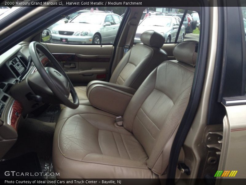 Front Seat of 2000 Grand Marquis LS