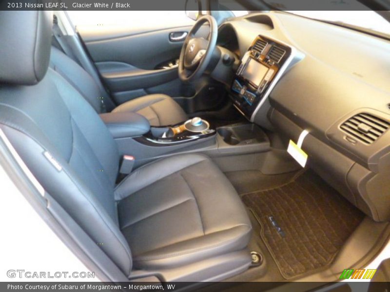 Glacier White / Black 2013 Nissan LEAF SL