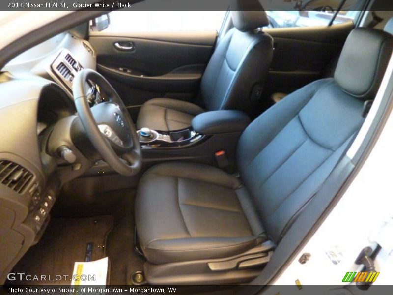 Glacier White / Black 2013 Nissan LEAF SL