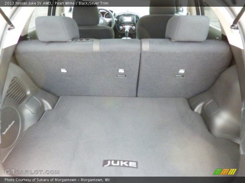 Pearl White / Black/Silver Trim 2013 Nissan Juke SV AWD