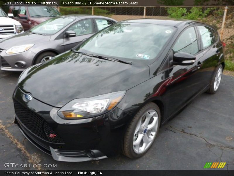 Front 3/4 View of 2013 Focus ST Hatchback