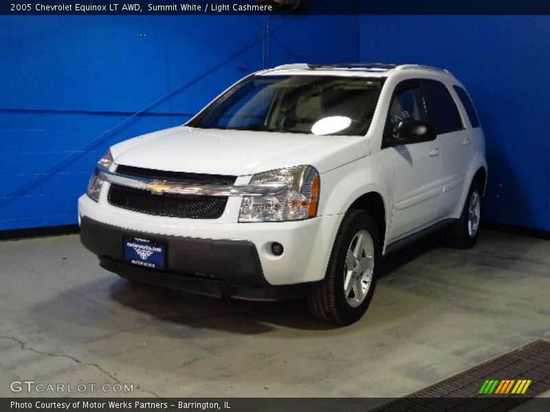 Summit White / Light Cashmere 2005 Chevrolet Equinox LT AWD