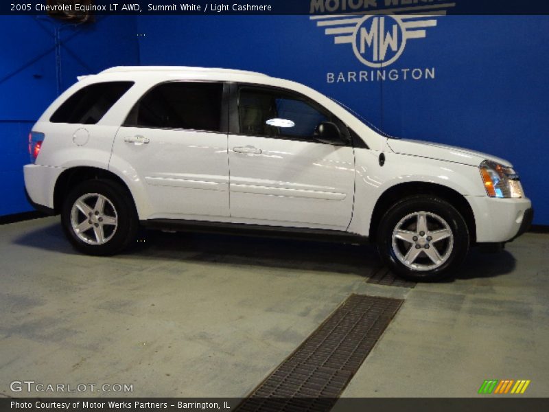 Summit White / Light Cashmere 2005 Chevrolet Equinox LT AWD