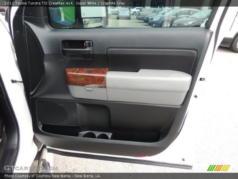 Super White / Graphite Gray 2011 Toyota Tundra TSS CrewMax 4x4