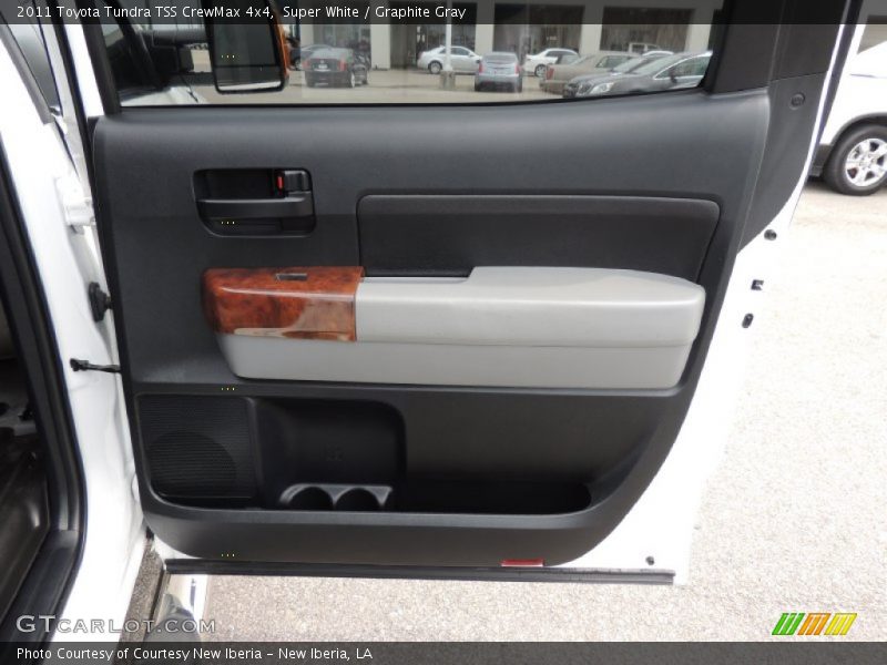 Super White / Graphite Gray 2011 Toyota Tundra TSS CrewMax 4x4