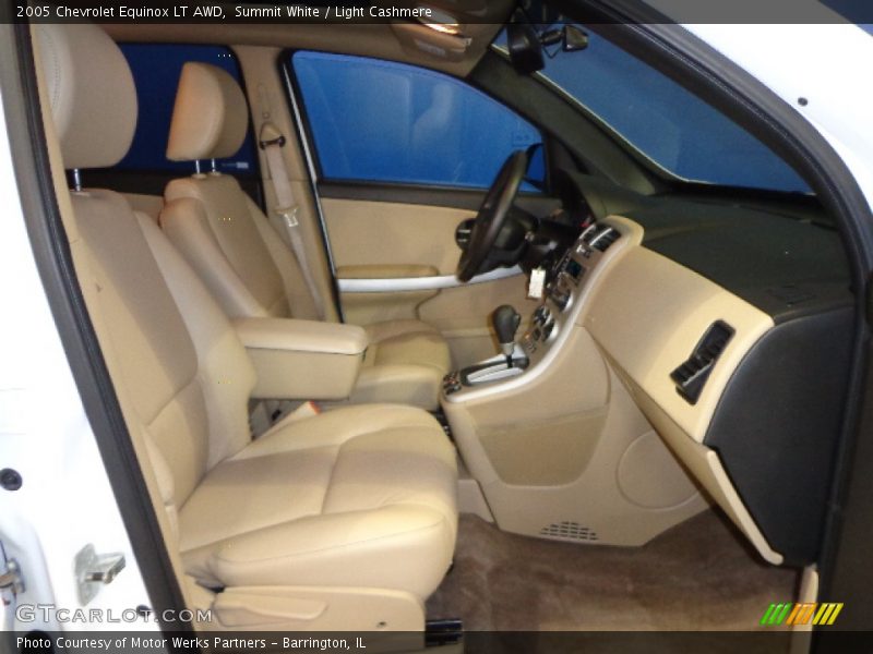 Summit White / Light Cashmere 2005 Chevrolet Equinox LT AWD