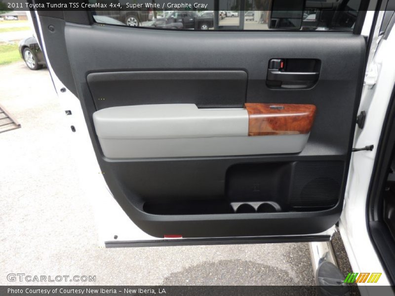Super White / Graphite Gray 2011 Toyota Tundra TSS CrewMax 4x4