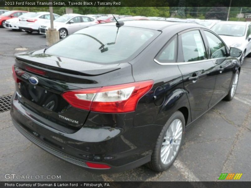 Tuxedo Black / Tuscany Red 2013 Ford Focus Titanium Sedan