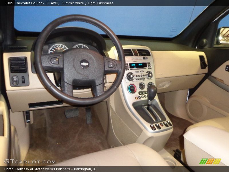 Summit White / Light Cashmere 2005 Chevrolet Equinox LT AWD
