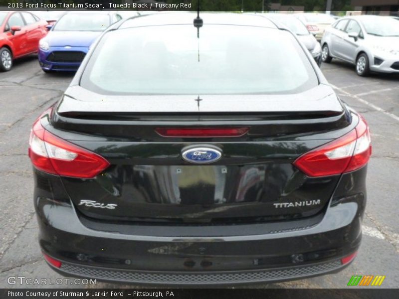 Tuxedo Black / Tuscany Red 2013 Ford Focus Titanium Sedan
