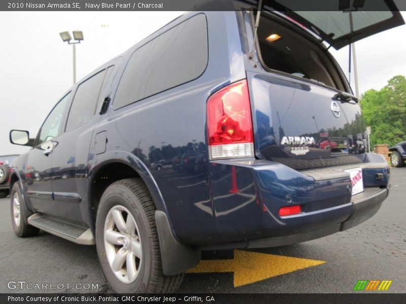 Navy Blue Pearl / Charcoal 2010 Nissan Armada SE