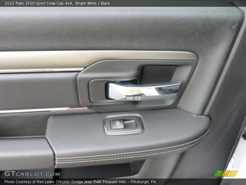 Bright White / Black 2013 Ram 1500 Sport Crew Cab 4x4