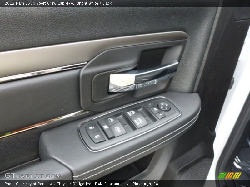 Bright White / Black 2013 Ram 1500 Sport Crew Cab 4x4