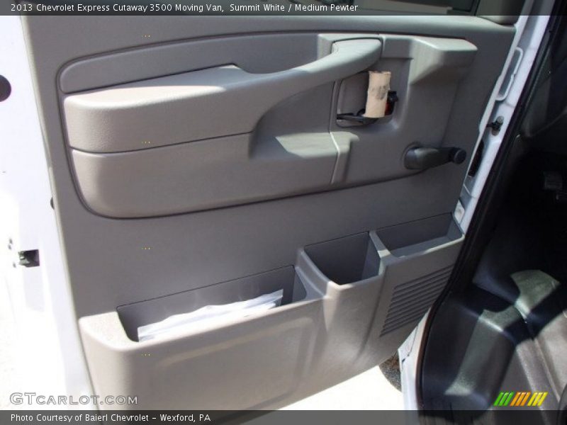 Summit White / Medium Pewter 2013 Chevrolet Express Cutaway 3500 Moving Van