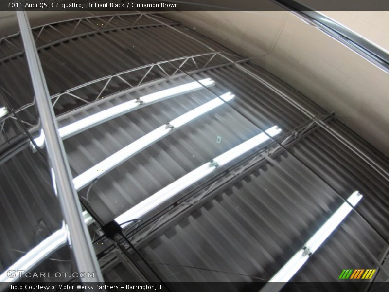 Brilliant Black / Cinnamon Brown 2011 Audi Q5 3.2 quattro