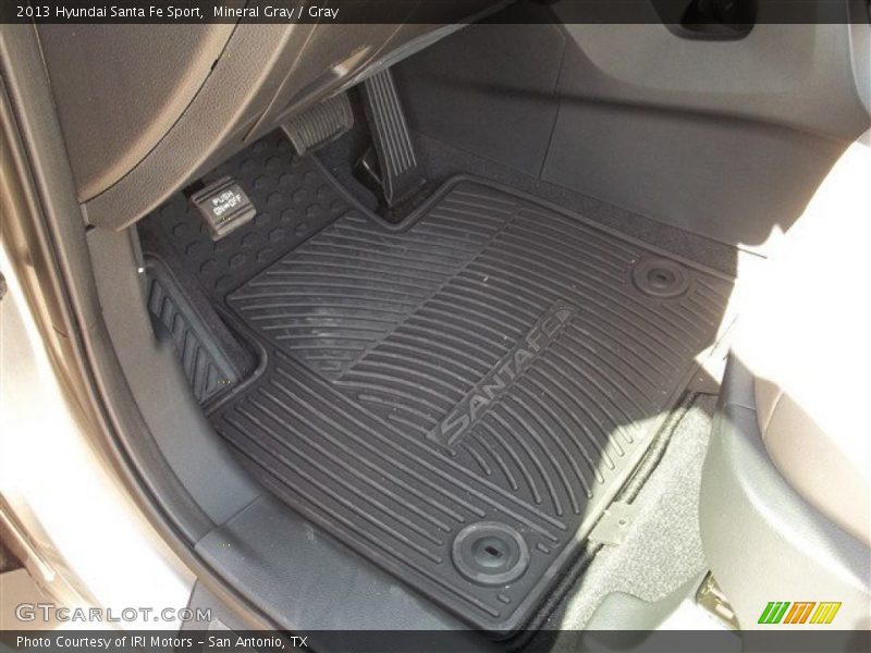 Mineral Gray / Gray 2013 Hyundai Santa Fe Sport