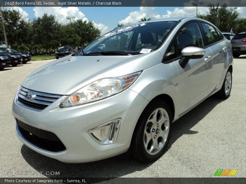 Front 3/4 View of 2012 Fiesta SEL Sedan