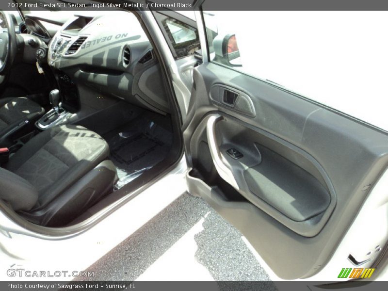 Ingot Silver Metallic / Charcoal Black 2012 Ford Fiesta SEL Sedan