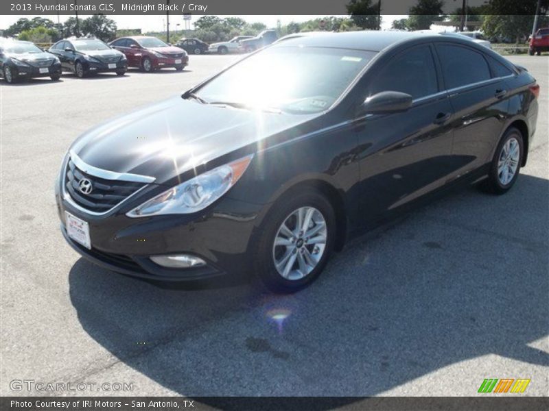 Midnight Black / Gray 2013 Hyundai Sonata GLS