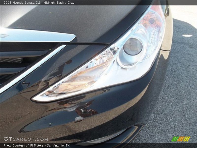 Midnight Black / Gray 2013 Hyundai Sonata GLS
