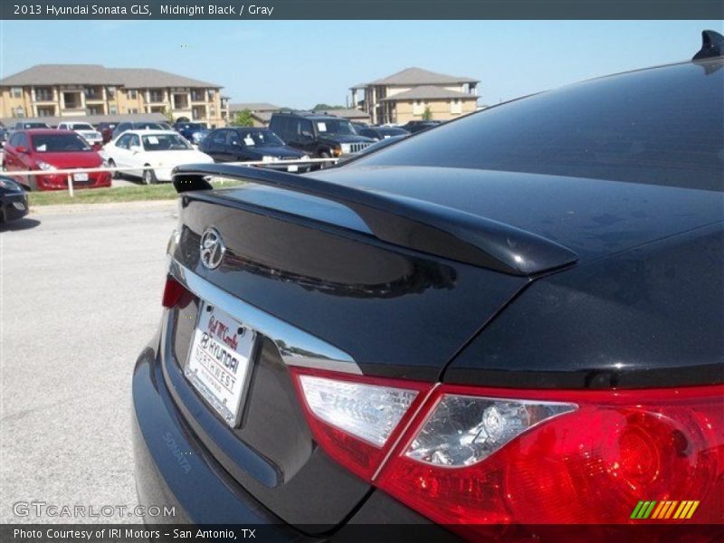 Midnight Black / Gray 2013 Hyundai Sonata GLS