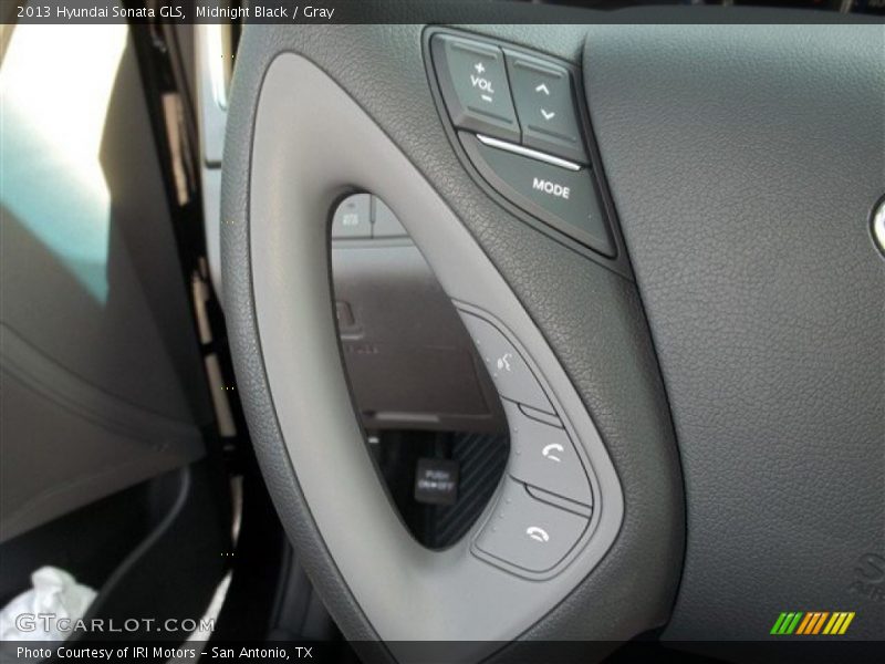 Midnight Black / Gray 2013 Hyundai Sonata GLS