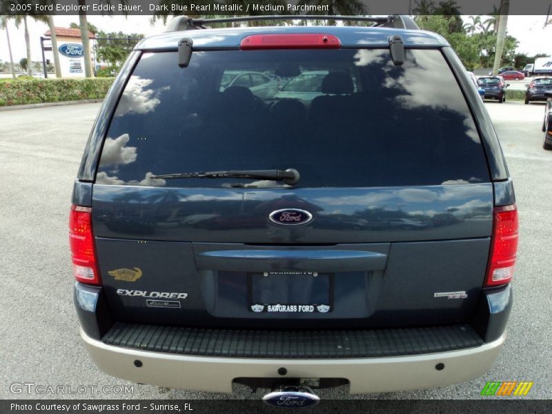 Dark Blue Pearl Metallic / Medium Parchment 2005 Ford Explorer Eddie Bauer