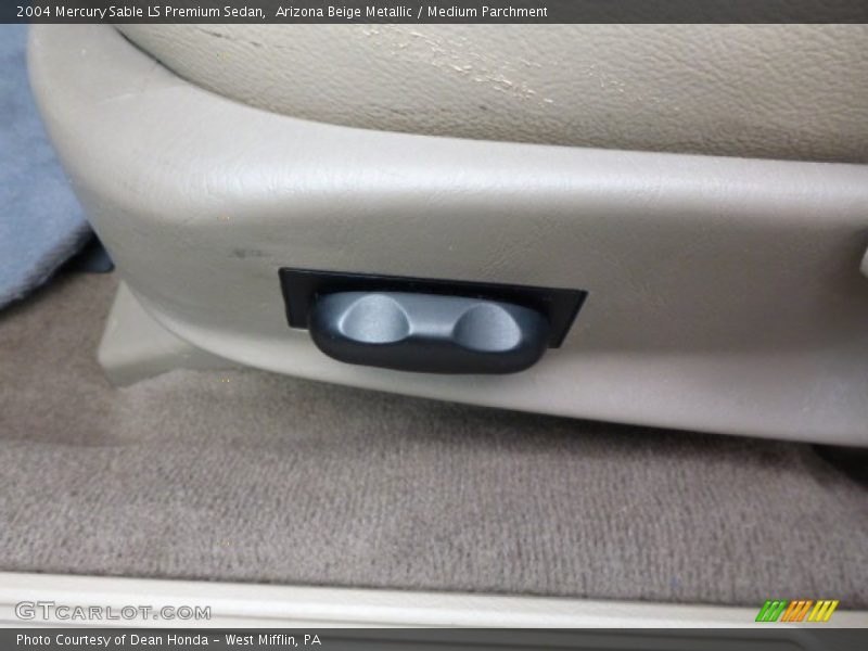 Arizona Beige Metallic / Medium Parchment 2004 Mercury Sable LS Premium Sedan