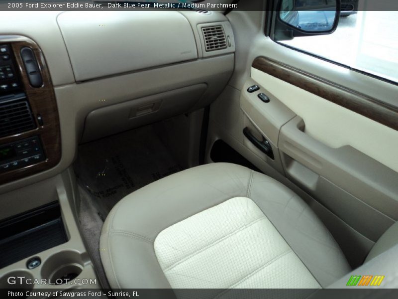 Dark Blue Pearl Metallic / Medium Parchment 2005 Ford Explorer Eddie Bauer