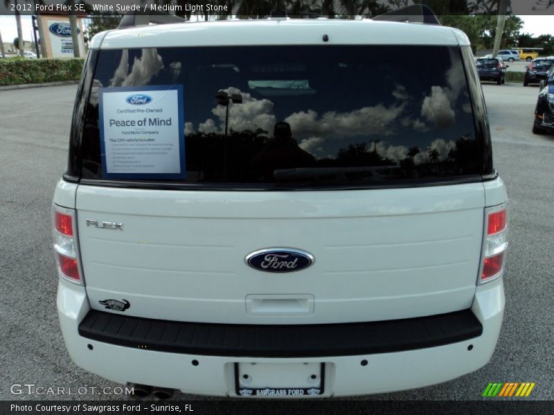 White Suede / Medium Light Stone 2012 Ford Flex SE