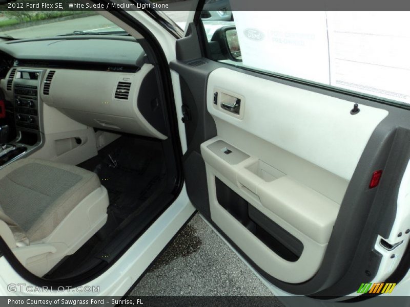 White Suede / Medium Light Stone 2012 Ford Flex SE