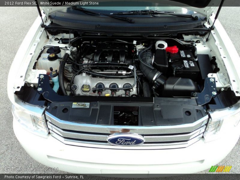 White Suede / Medium Light Stone 2012 Ford Flex SE