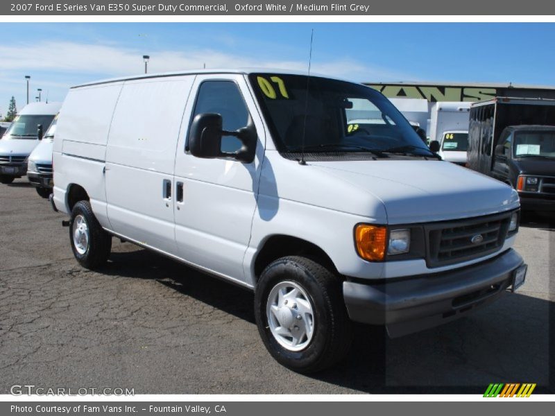 Oxford White / Medium Flint Grey 2007 Ford E Series Van E350 Super Duty Commercial