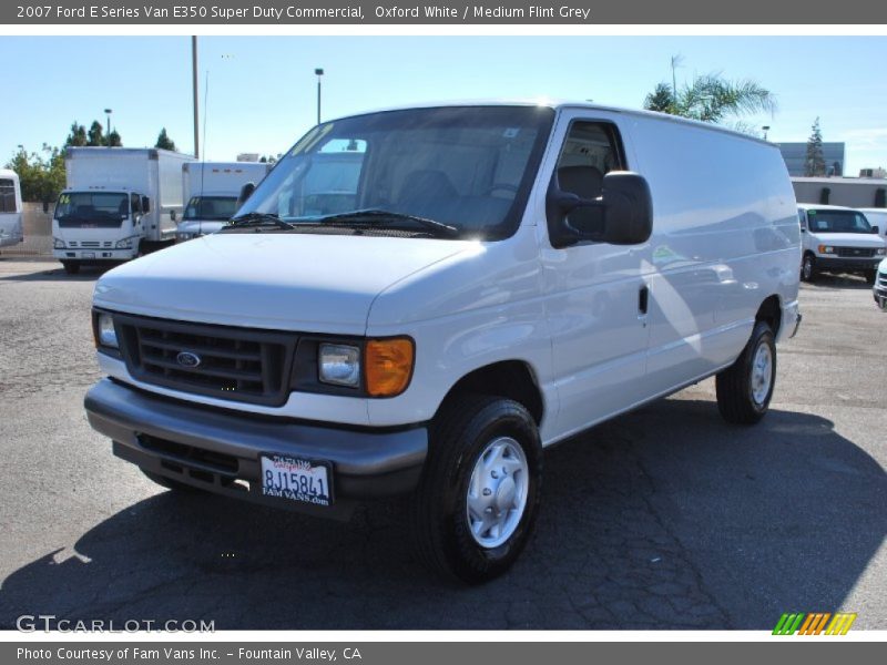 Oxford White / Medium Flint Grey 2007 Ford E Series Van E350 Super Duty Commercial