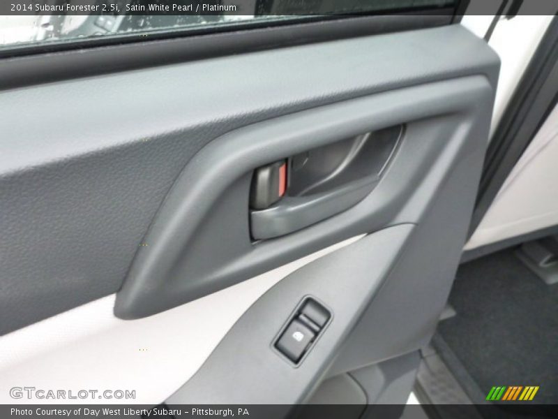 Satin White Pearl / Platinum 2014 Subaru Forester 2.5i