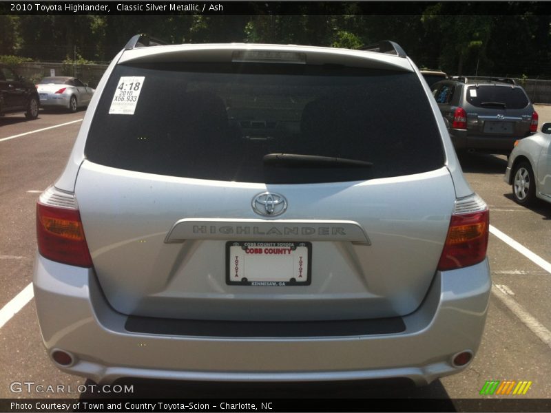 Classic Silver Metallic / Ash 2010 Toyota Highlander