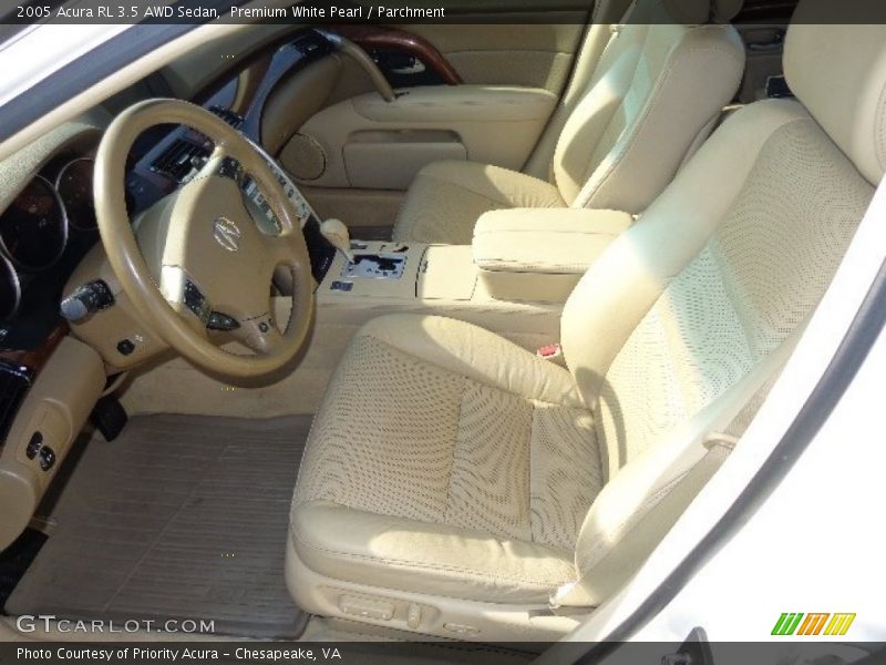 Front Seat of 2005 RL 3.5 AWD Sedan